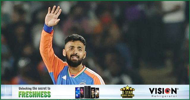 একাগ্র বরুণকে হারাতে দেয়নি ভারতের ঘরোয়া ক্রিকেট