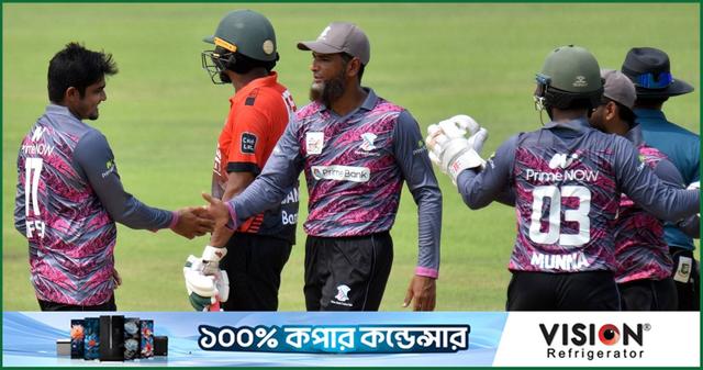 জমে ক্ষীর ডিপিএল, শেষ ম্যাচে শিরোপার দৌঁড়ে তিন দল